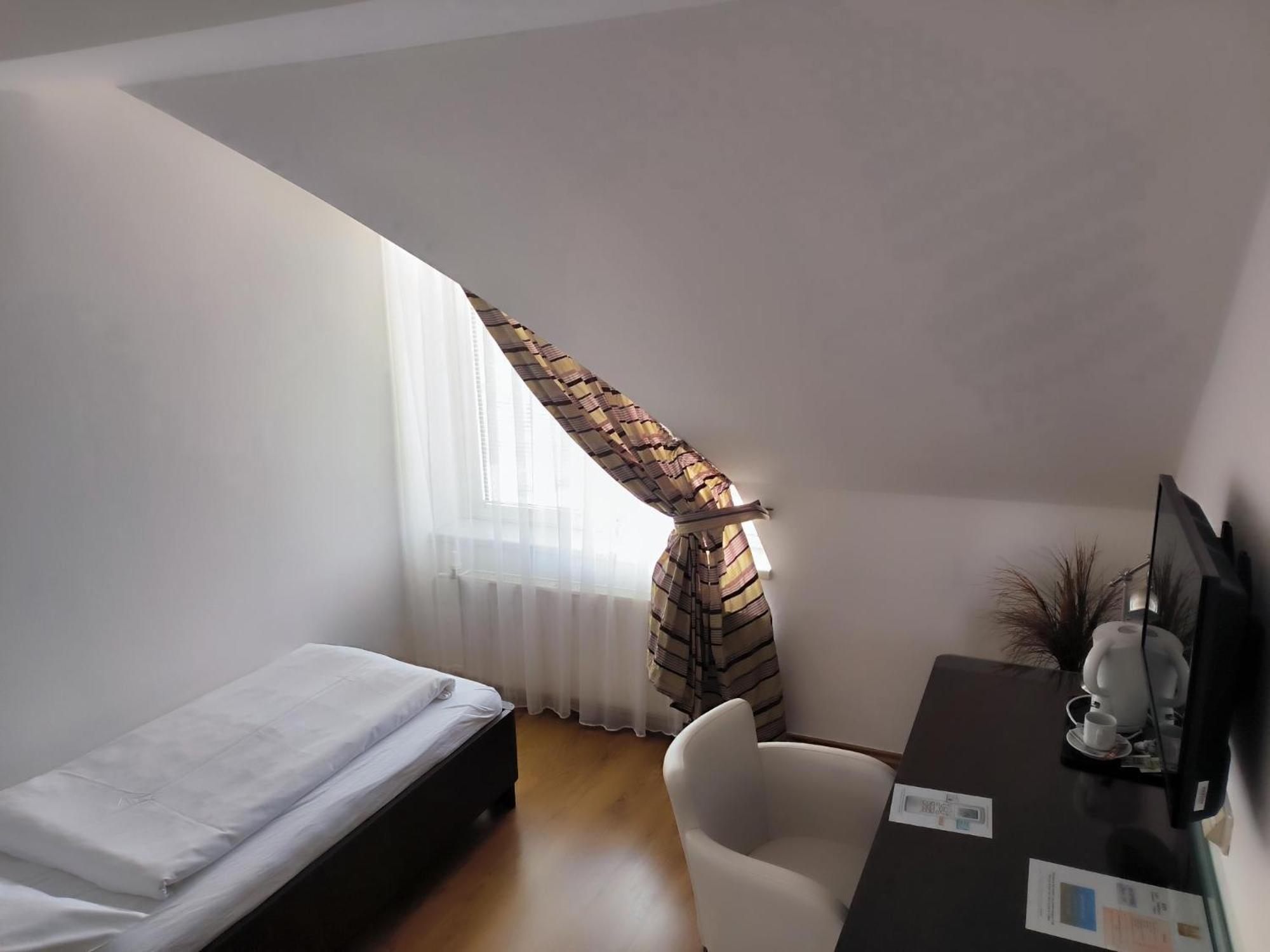 Hotel Trinity Όλομουτς Εξωτερικό φωτογραφία