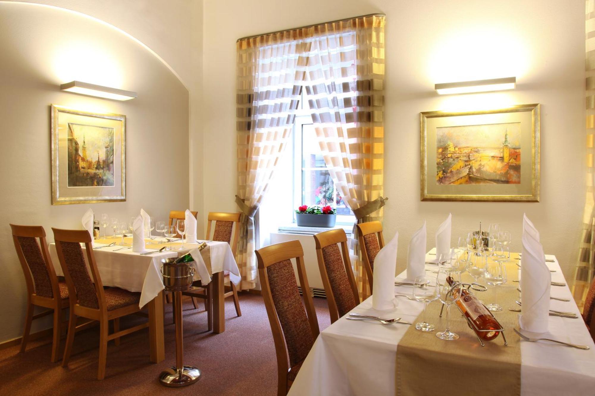 Hotel Trinity Όλομουτς Εξωτερικό φωτογραφία