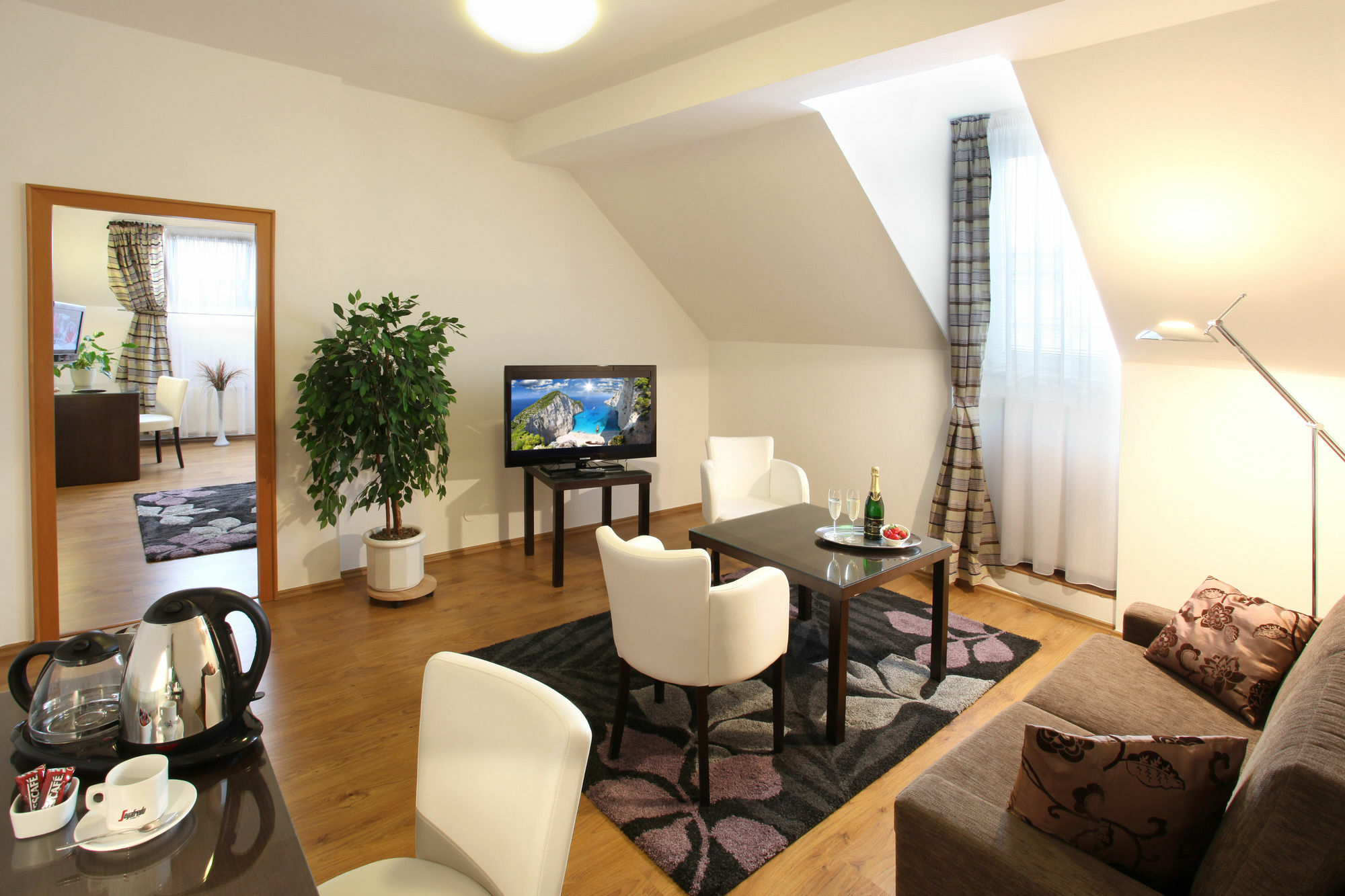 Hotel Trinity Όλομουτς Εξωτερικό φωτογραφία